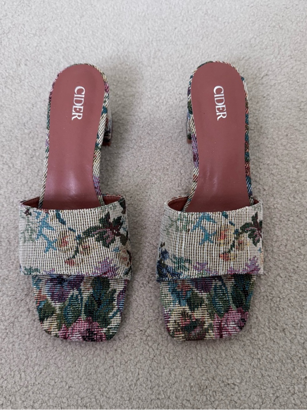 Cider Floral Chunky Heeled Single Band Sandals - Picture 2 of 10